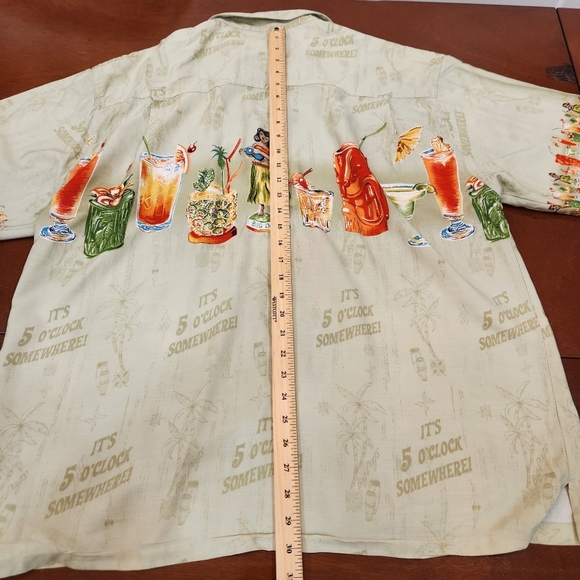 Big Dogs Hawaiian Button Up Shirt Mens L It's 5 O'Clock Somewhere Rayon AOP - Picture 9 of 11